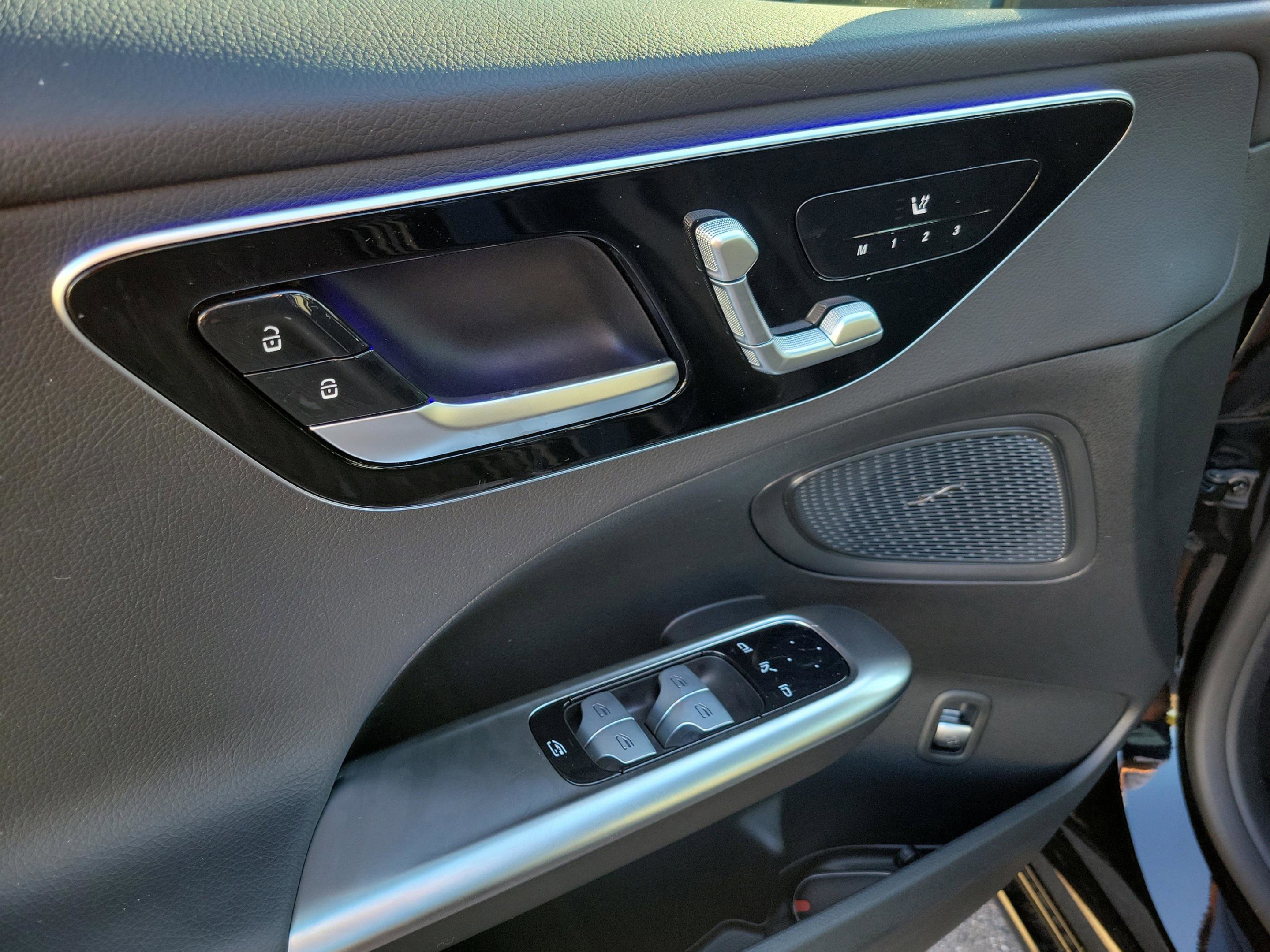 Certified 2025 Mercedes-Benz C 300 Sedan image 16