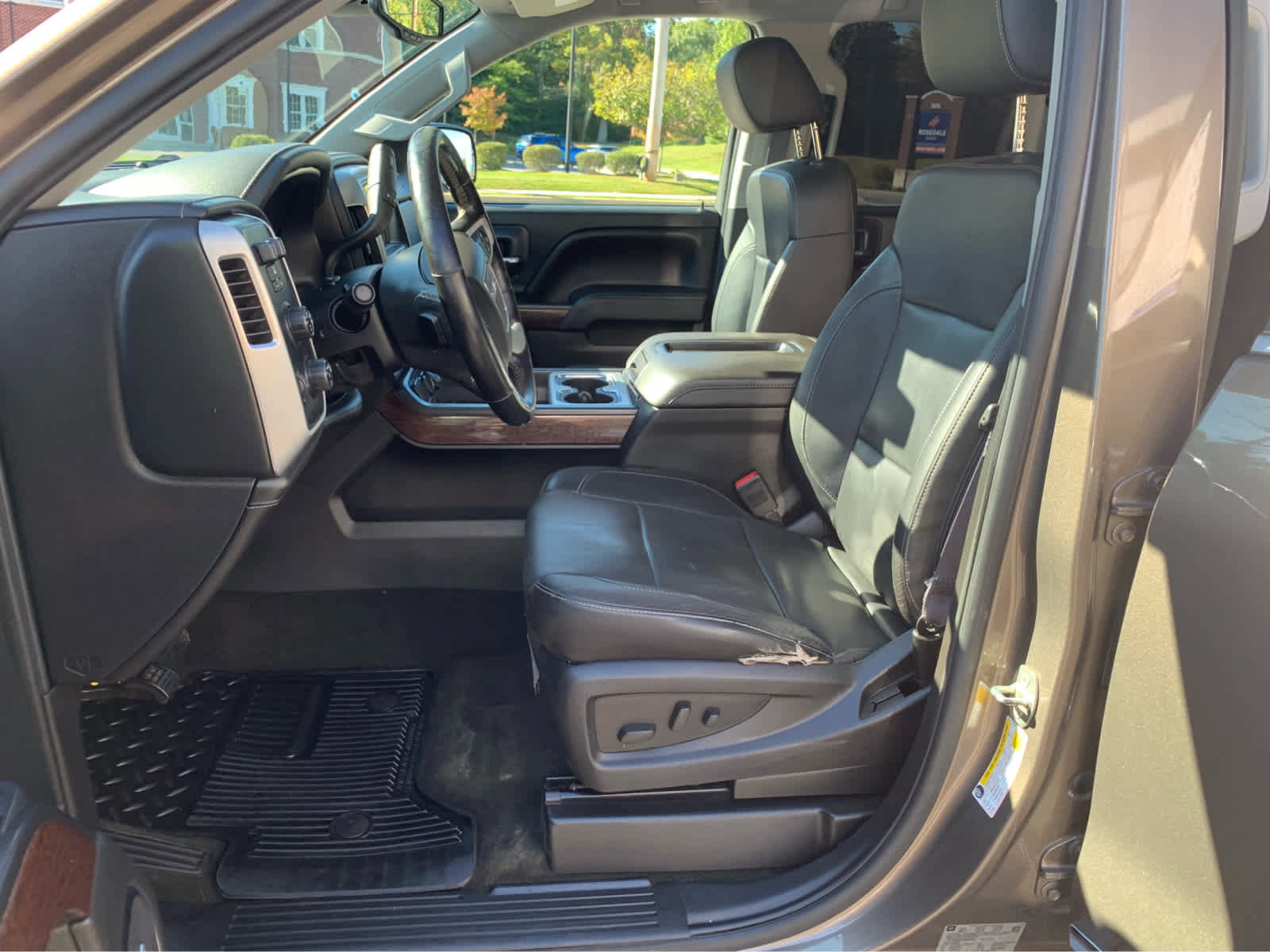 Used 2015 GMC Sierra 1500 SLT w/ Driver Alert Package image 9