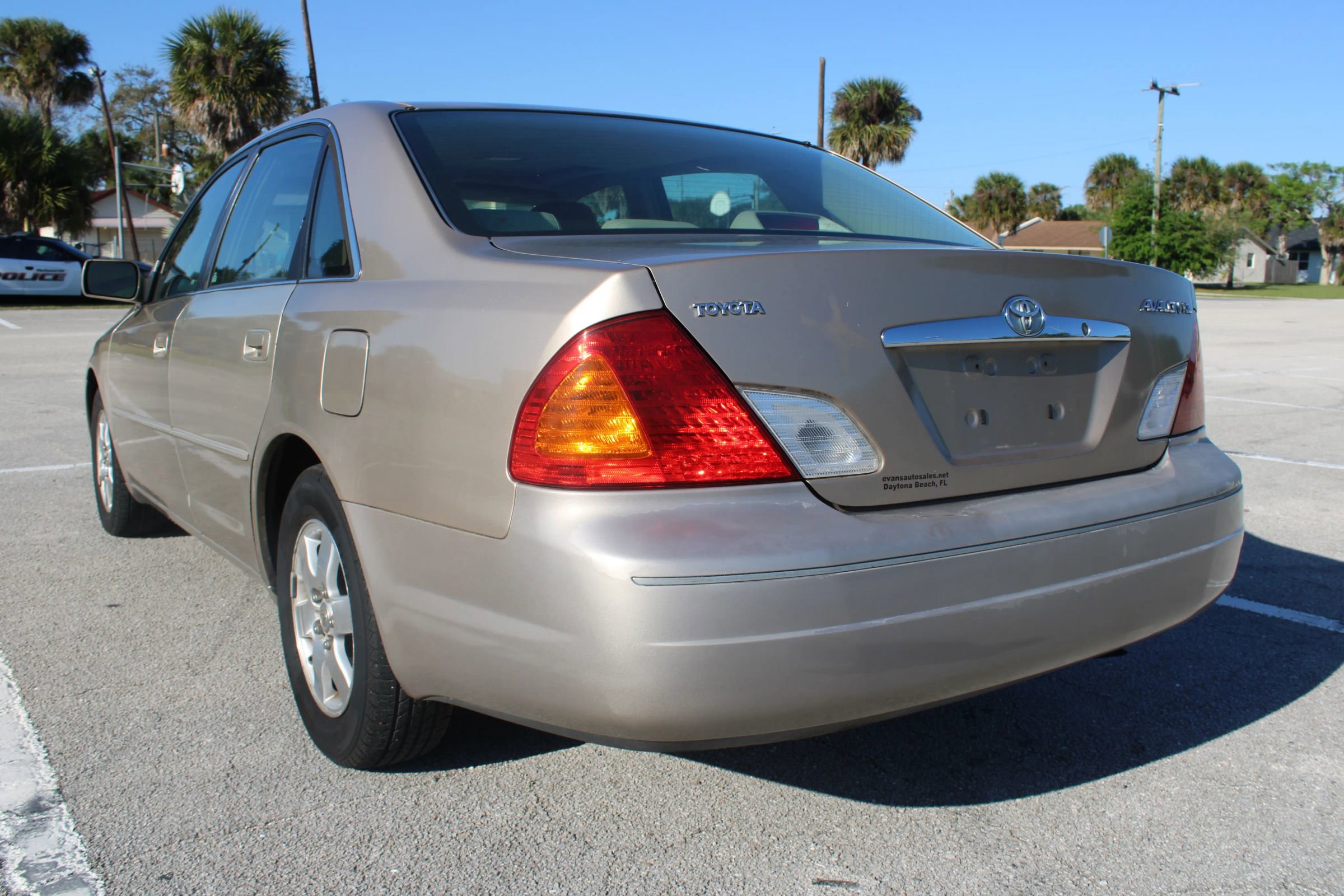Used 2001 Toyota Avalon XL image 8