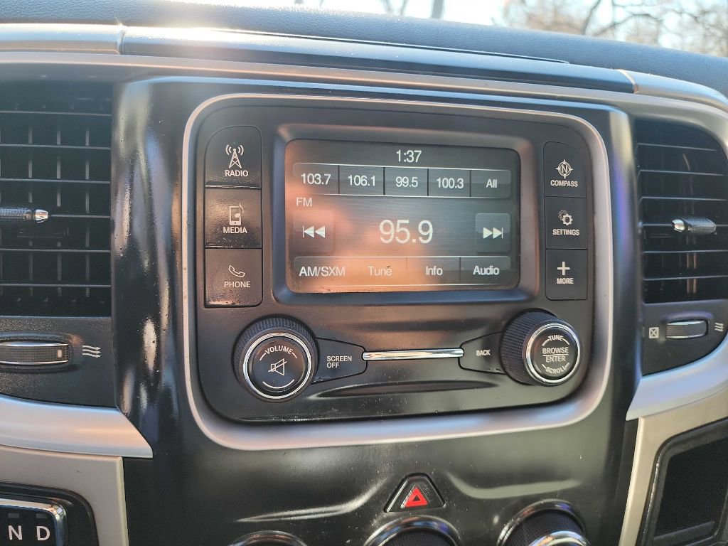 Used 2014 RAM 1500 Classic SLT image 23