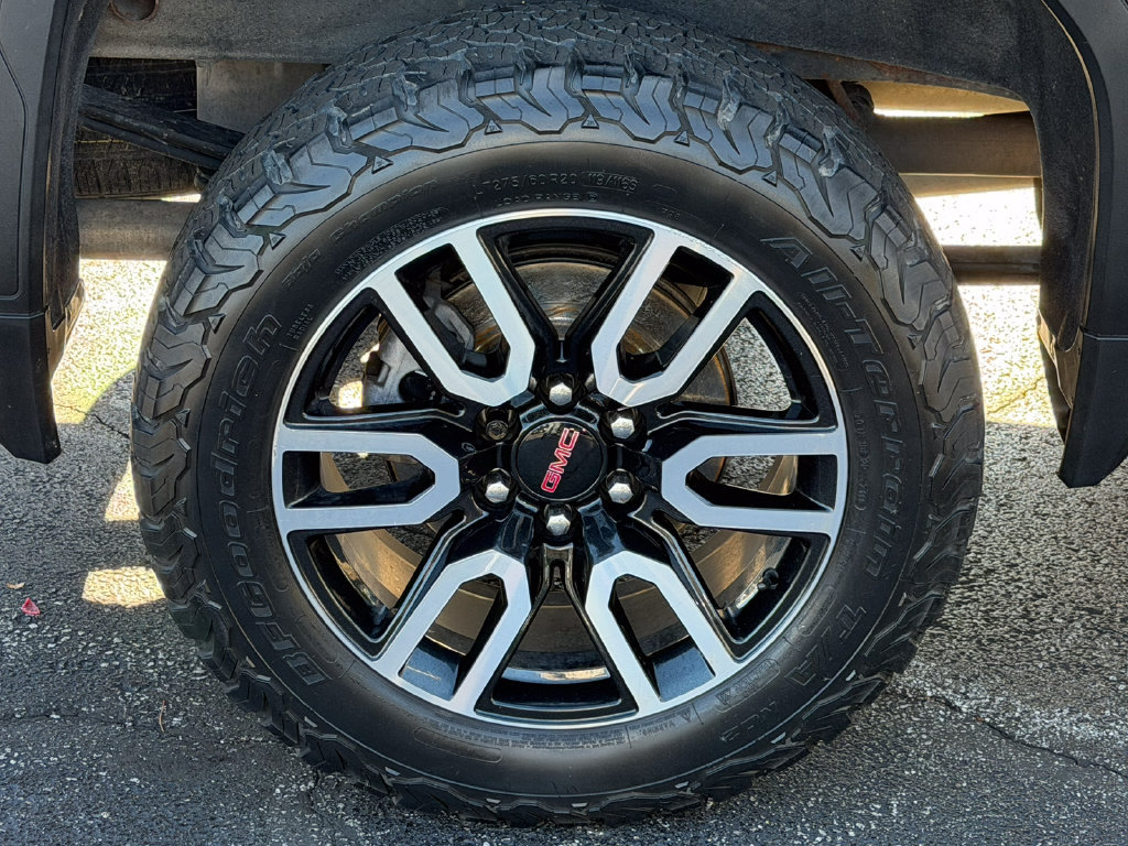 Certified 2020 GMC Sierra 1500 AT4 w/ AT4 Premium Package AWD/4WD image 8