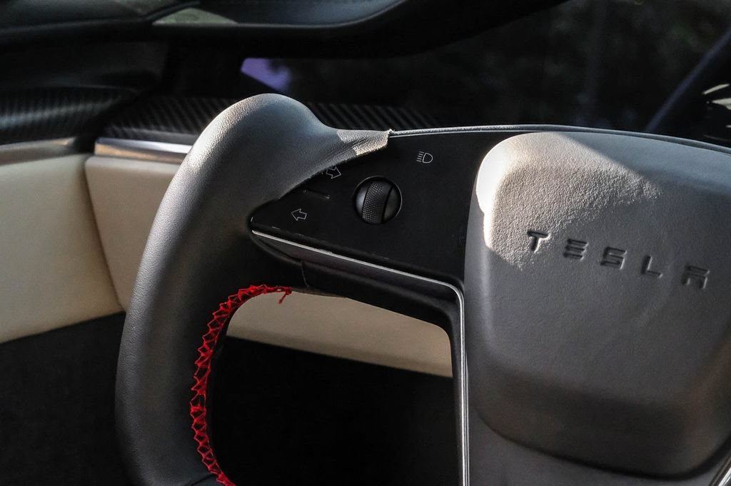 Used 2022 Tesla Model S Plaid AWD/4WD image 15
