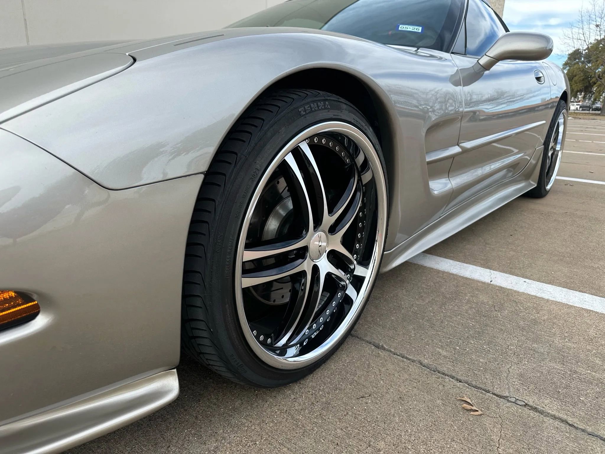 Used 2000 Chevrolet Corvette Coupe image 4