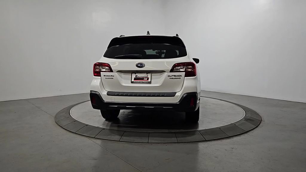 Used 2019 Subaru Outback 2.5i Touring AWD/4WD image 4