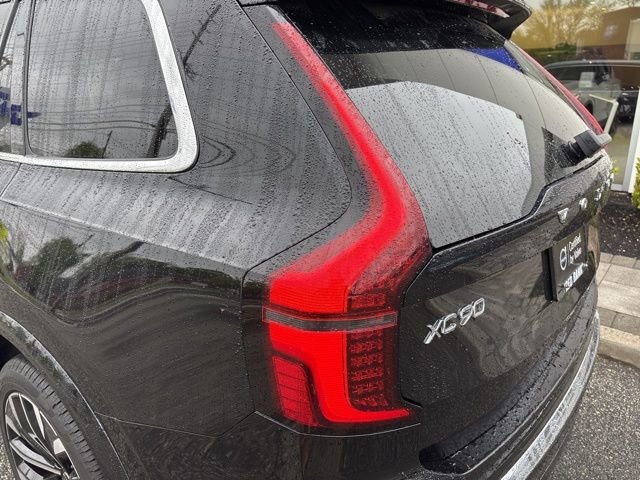 Used 2025 Volvo XC90 B6 Plus AWD/4WD image 11