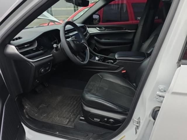 Used 2022 Jeep Grand Cherokee Trailhawk AWD/4WD image 4