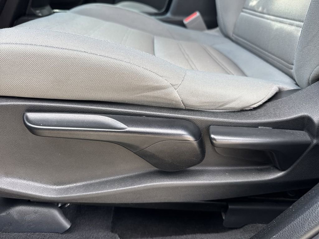 Used 2020 Honda CR-V LX image 14