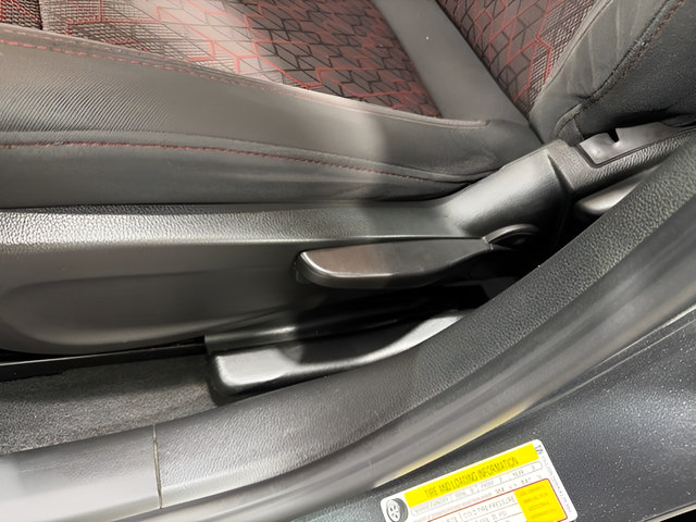 Used 2019 Chevrolet Sonic LT FWD image 12