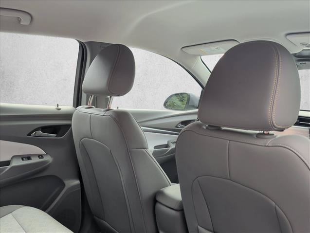 Used 2022 Chevrolet Bolt EUV Premier FWD image 22