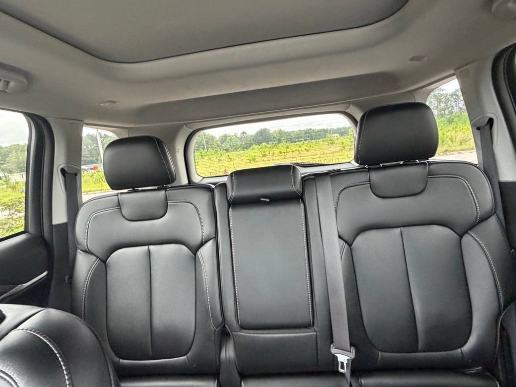 Used 2023 Jeep Grand Cherokee 4WD 4xe image 36