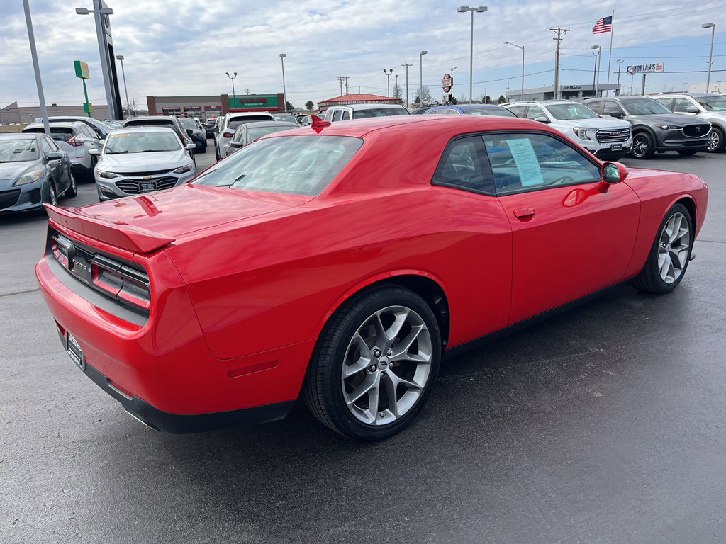 Used 2022 Dodge Challenger GT RWD image 7