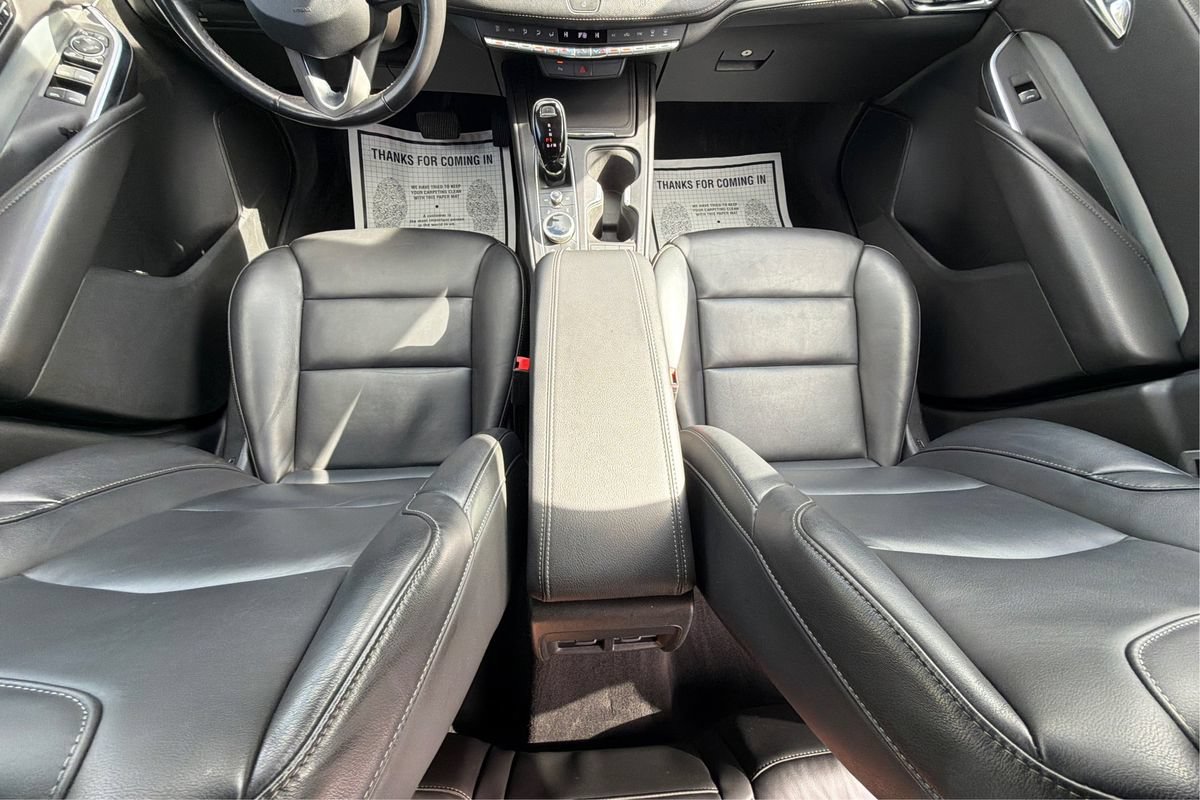 Used 2020 Cadillac XT4 Premium Luxury FWD image 14