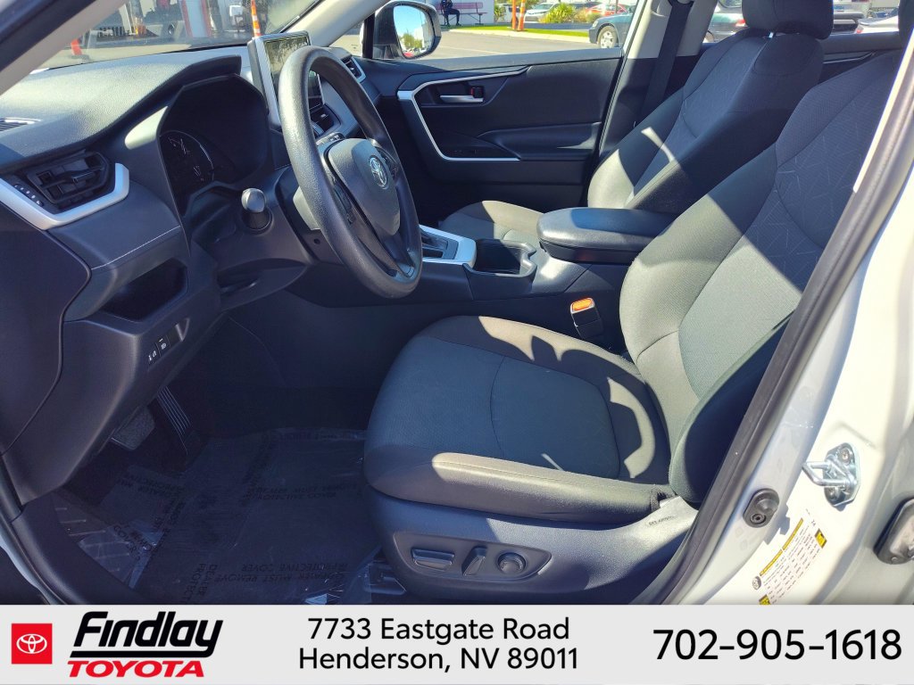 Used 2021 Toyota RAV4 Limited AWD/4WD image 8