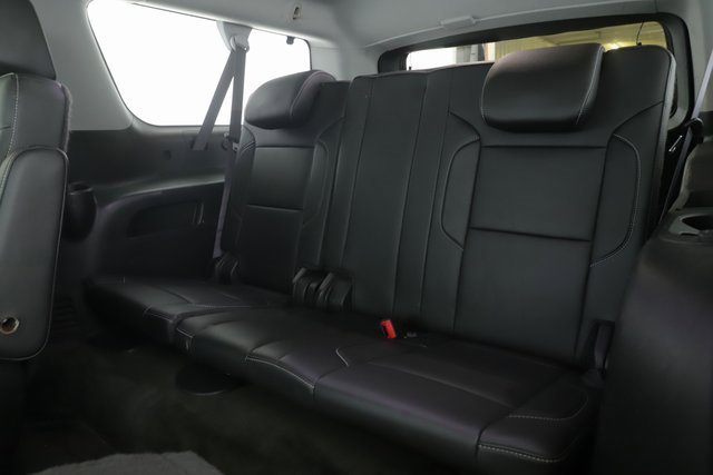Used 2015 Chevrolet Suburban LT image 31