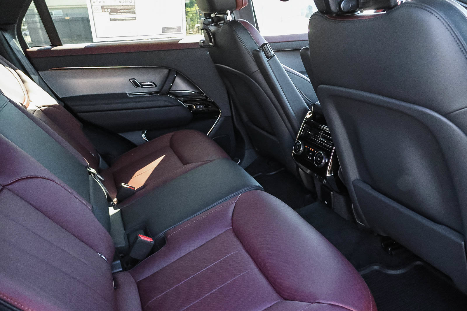 New 2026 Land Rover Range Rover Sport Dynamic SE AWD/4WD image 20