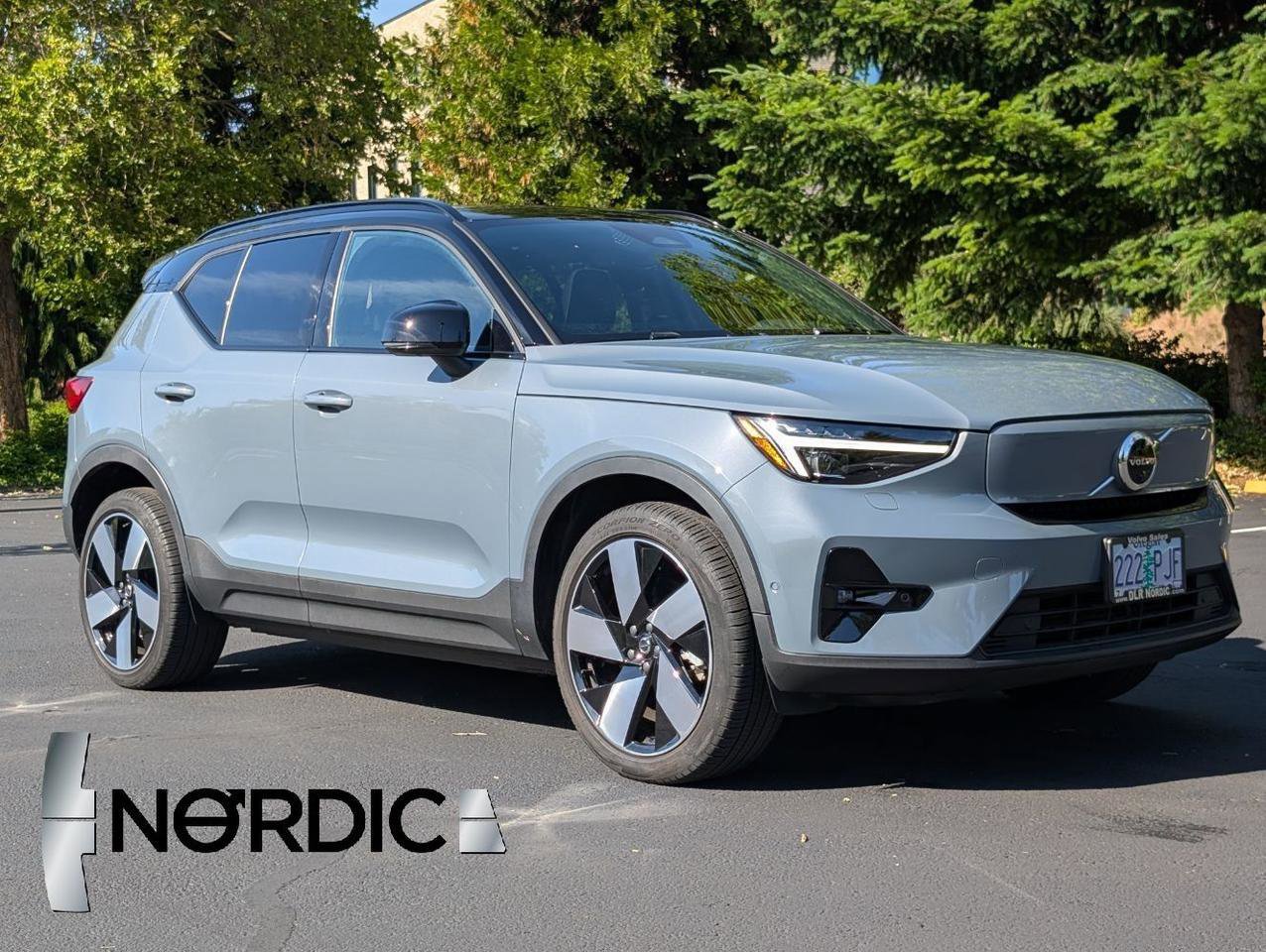 Used 2023 Volvo XC40 Recharge Ultimate w/ Protection Package Premier AWD/4WD image 1