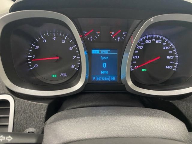 Used 2017 Chevrolet Equinox Premier w/ Enhanced Convenience Package AWD/4WD image 16