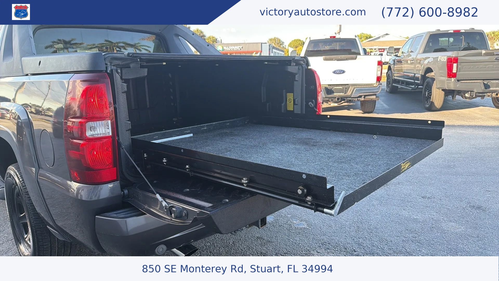 Used 2010 Chevrolet Avalanche LT w/ Suspension Package, Off-Road image 12