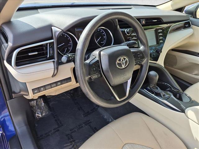 Used 2018 Toyota Camry LE FWD image 14