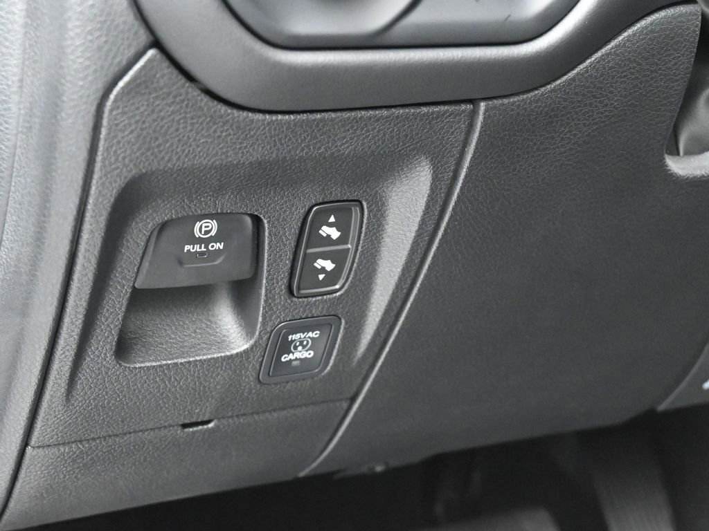 Used 2025 RAM 1500 Limited image 15