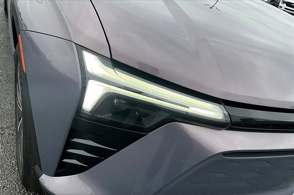 Used 2024 Chevrolet Blazer EV LT image 30