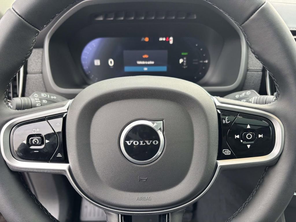 New 2026 Volvo XC90 T8 Ultra w/ Protection Package Premier image 17