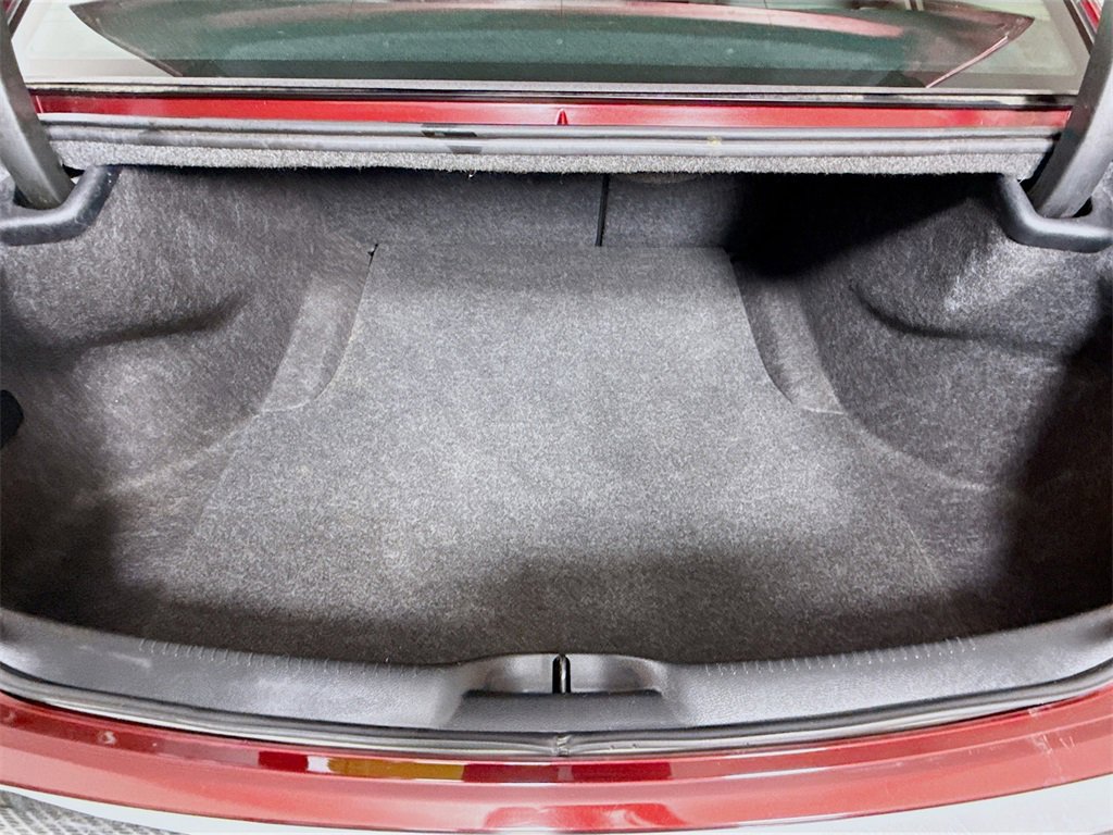 Used 2016 Chrysler 300 Limited image 28