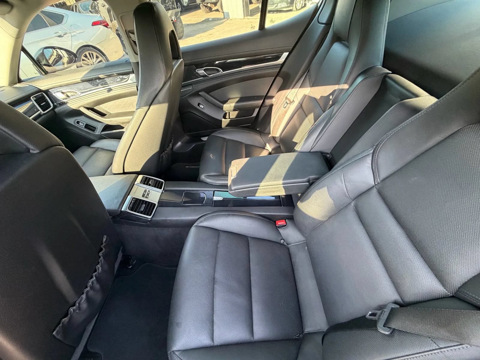 Used 2014 Porsche Panamera 4 w/ Premium Package AWD/4WD image 24