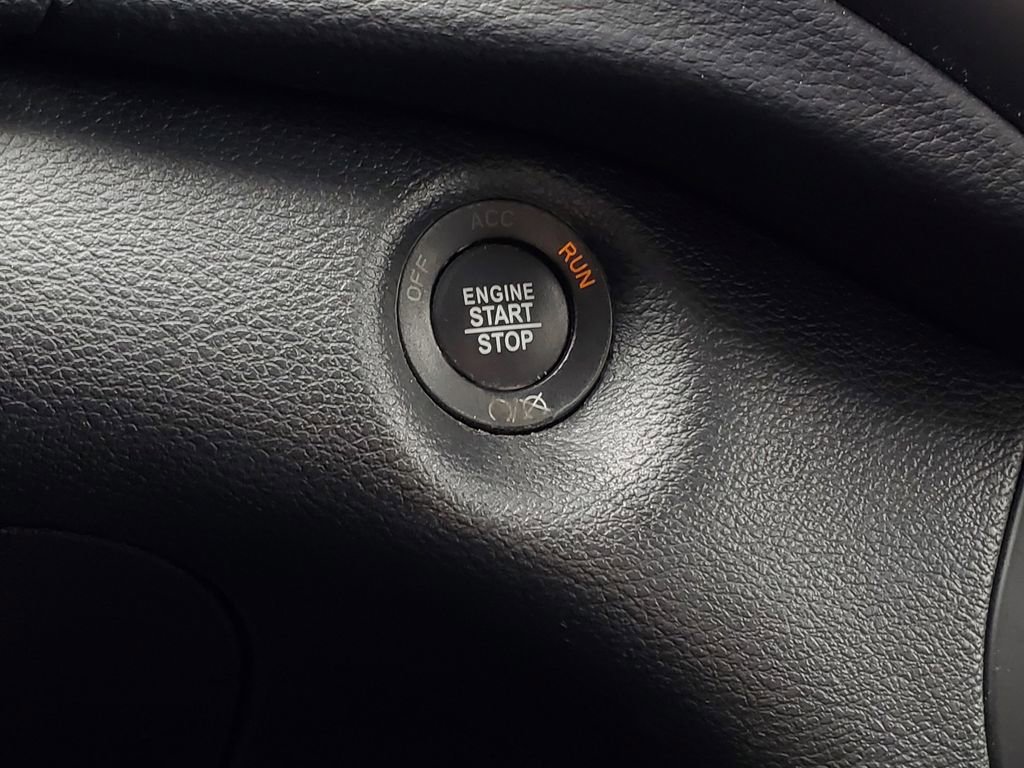 Used 2020 Jeep Cherokee Limited image 21