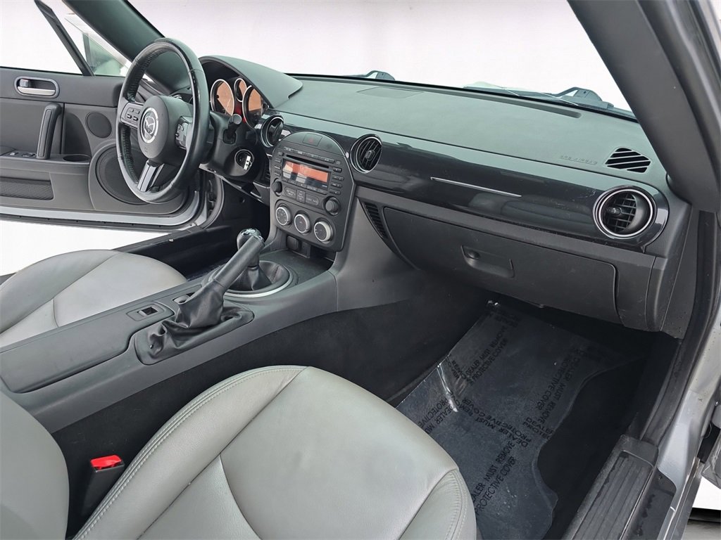 Used 2013 MAZDA MX-5 Miata Sport image 15