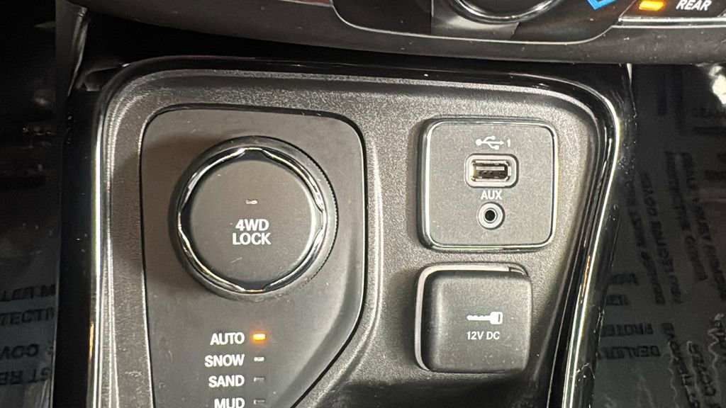 Used 2021 Jeep Compass Latitude image 27