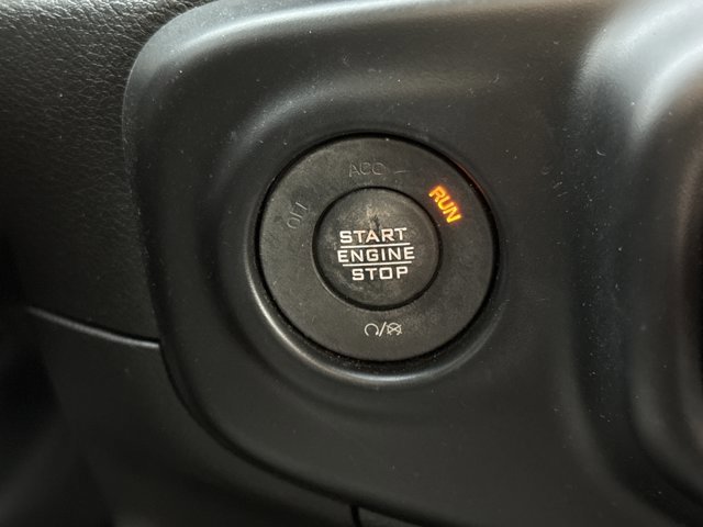 Used 2023 Jeep Wrangler Unlimited Sahara image 22