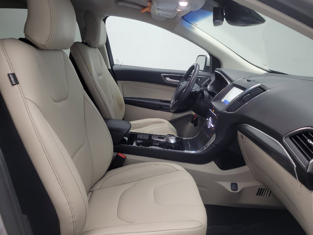 Used 2019 Ford Edge Titanium w/ Cold Weather Package image 21
