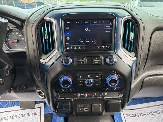 Used 2022 Chevrolet Silverado 1500 LT w/ Convenience Package II AWD/4WD image 27