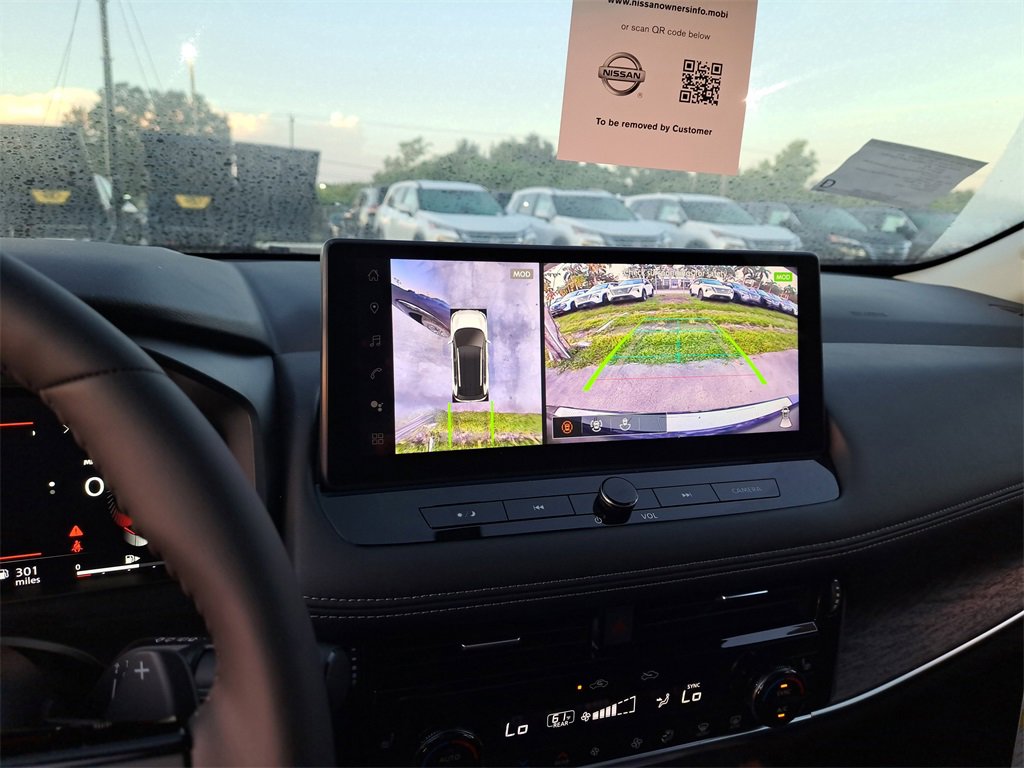 New 2025 Nissan Rogue Platinum w/ Tech Package image 11