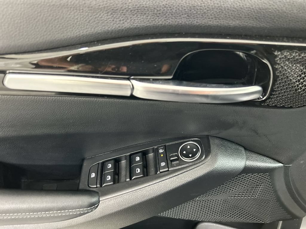 Certified 2024 Kia Seltos S AWD/4WD image 11