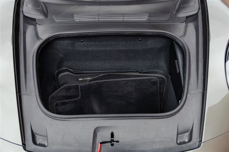 Used 2020 Porsche 911 Carrera RWD image 41