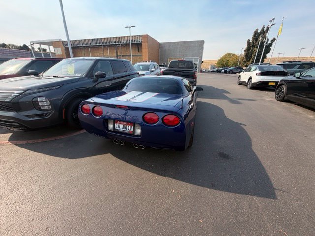 Used 2004 Chevrolet Corvette Z06 w/ Z06 Preferred Equipment Group RWD image 6