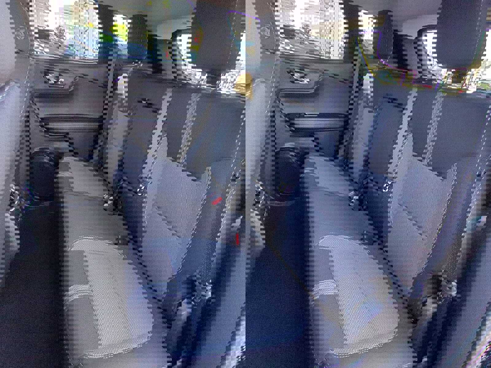 Used 2025 Chevrolet Blazer LT image 23