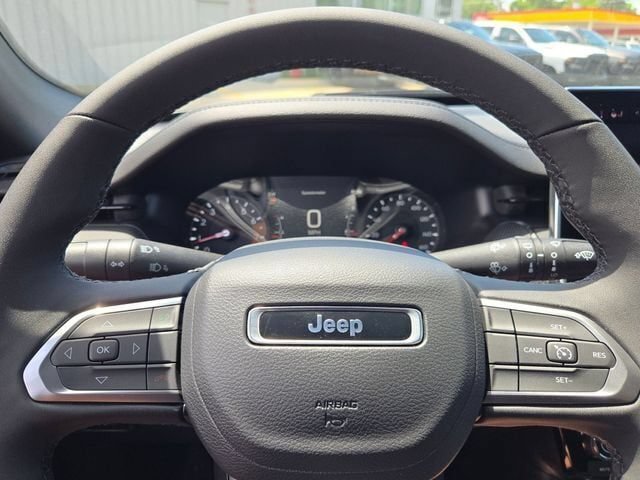 New 2026 Jeep Compass Latitude AWD/4WD image 36