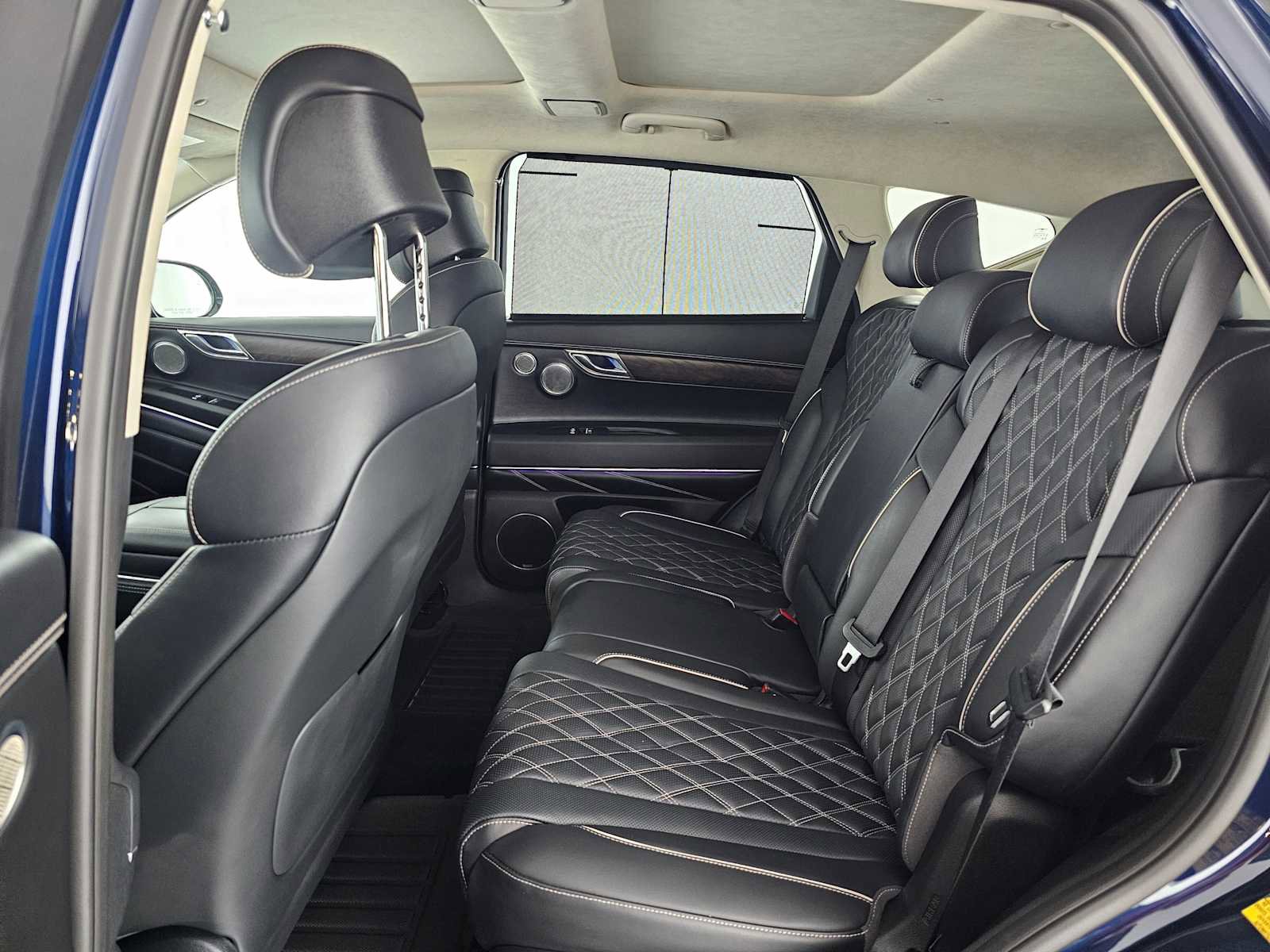 Used 2023 Genesis GV80 3.5T w/ Cargo Package image 16