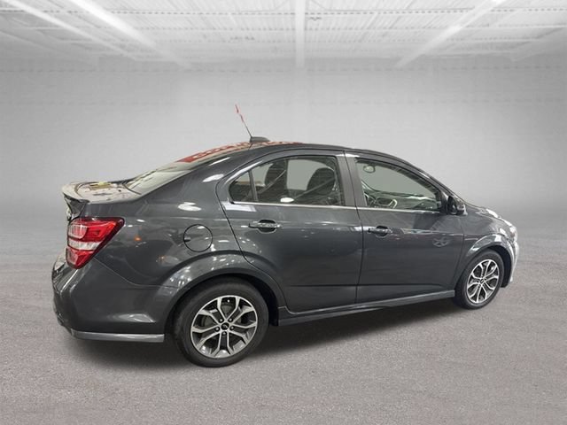 Used 2020 Chevrolet Sonic LT w/ Convenience Package FWD image 9