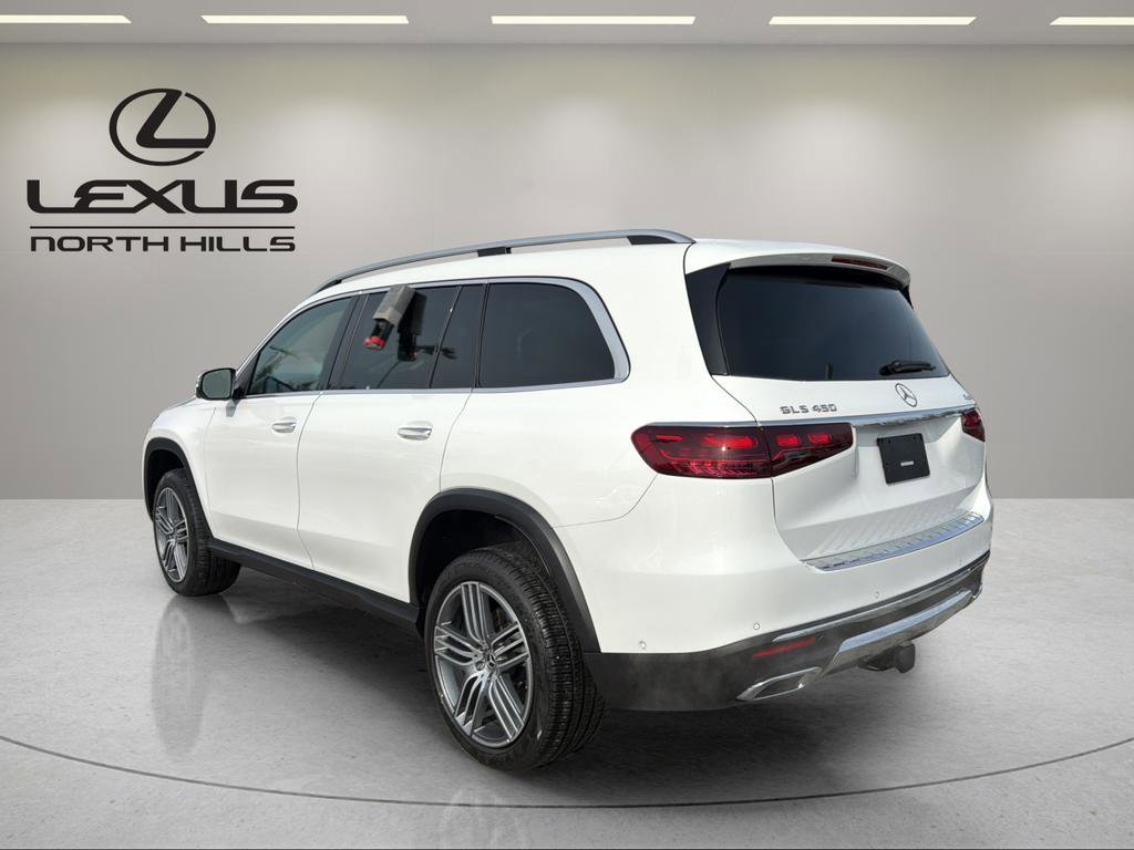 Used 2024 Mercedes-Benz GLS 450 4MATIC image 8