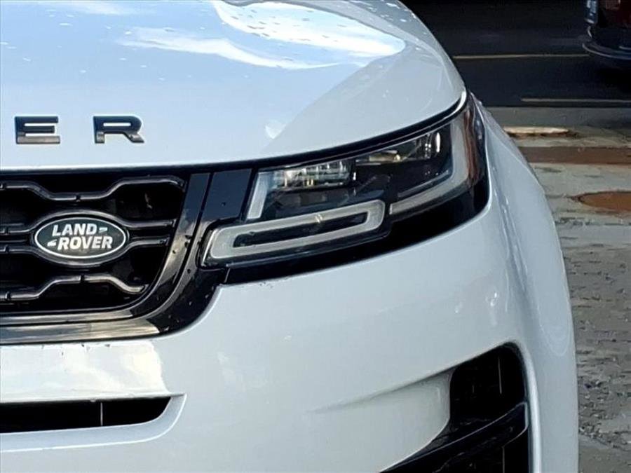 Used 2020 Land Rover Range Rover Evoque R-Dynamic SE image 5