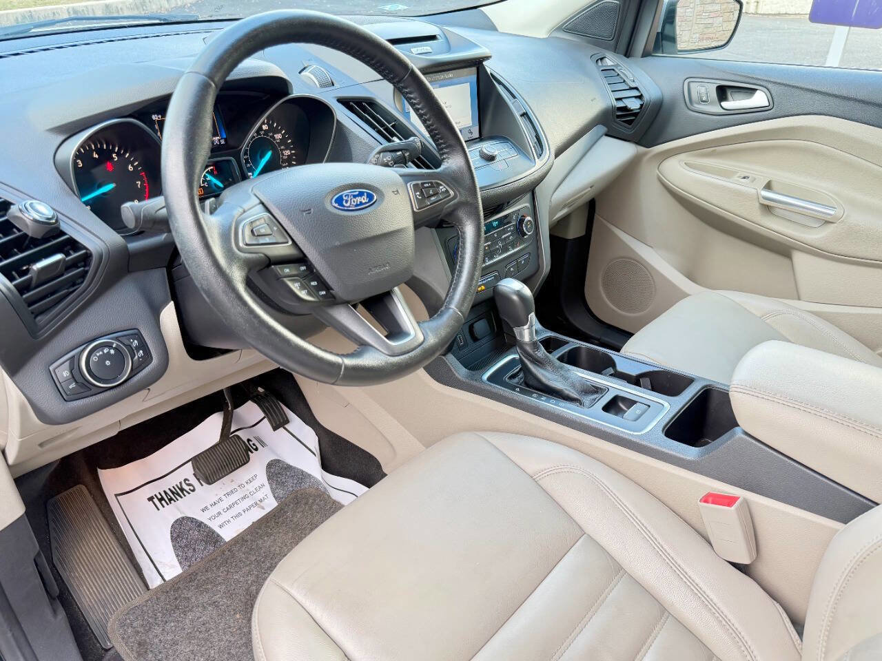 Used 2017 Ford Escape SE w/ SE Leather Comfort Package image 22