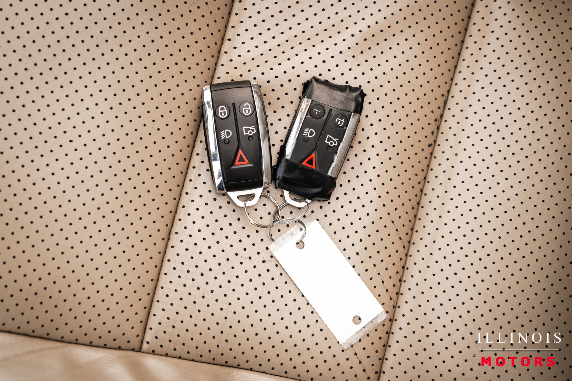 Used 2010 Jaguar XK Convertible RWD image 40