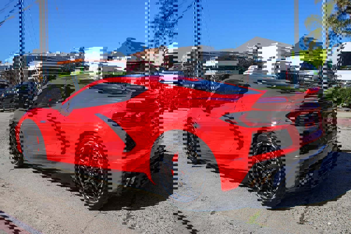 Used 2020 Chevrolet Corvette Stingray Premium Cpe w/ 3LT Preferred Equipment Group image 13