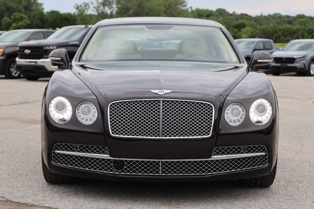 Used 2016 Bentley Flying Spur W12 AWD/4WD image 2