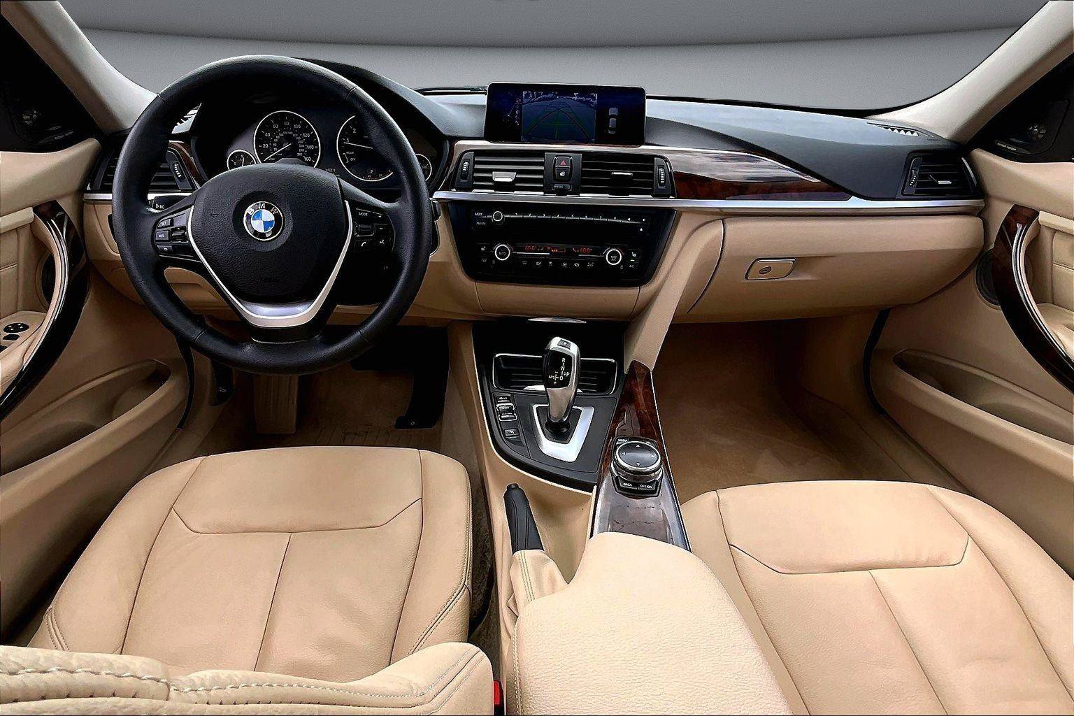 Used 2014 BMW 328i xDrive Sedan AWD/4WD image 7