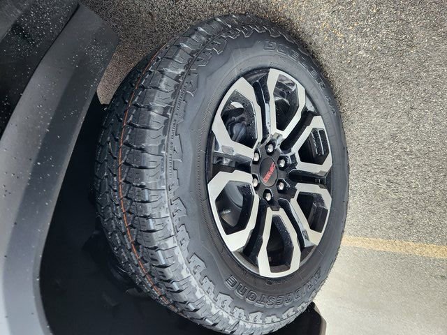 New 2026 GMC Canyon AT4 w/ Nightfall Essentials Package image 23